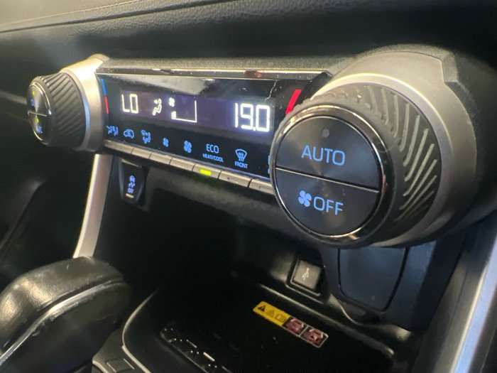 2021 Toyota RAV4 GXL