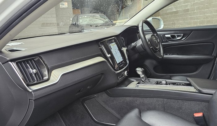 2019 Volvo V60 T5 Inscription MY20 AWD Crystal White