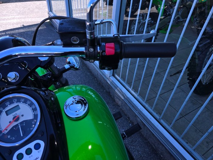 2018 Kawasaki VULCAN 900 (VN900) CLASSIC Black