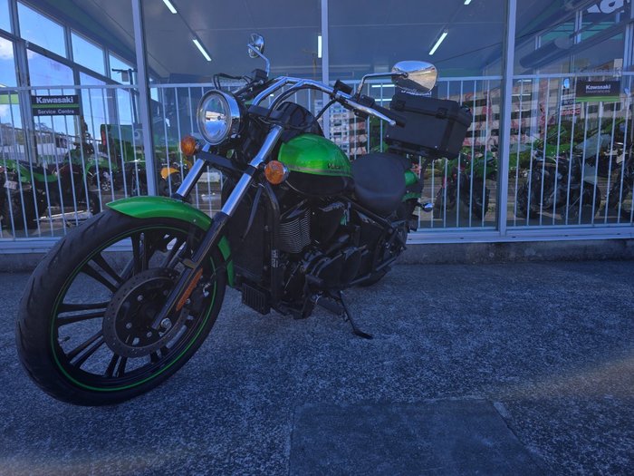 2018 Kawasaki VULCAN 900 (VN900) CLASSIC Black