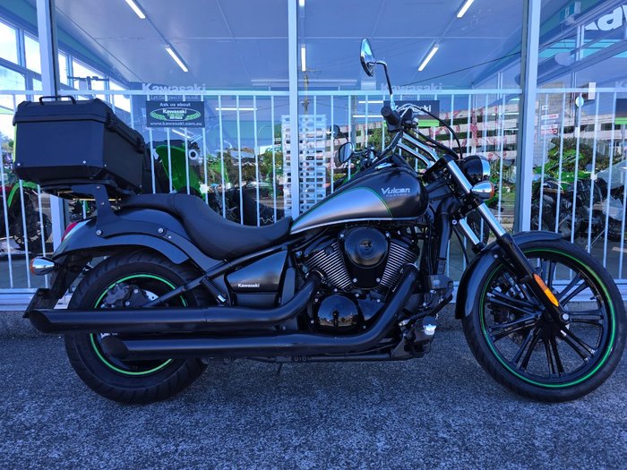 2016 Kawasaki VULCAN 900 (VN900) CLASSIC Black