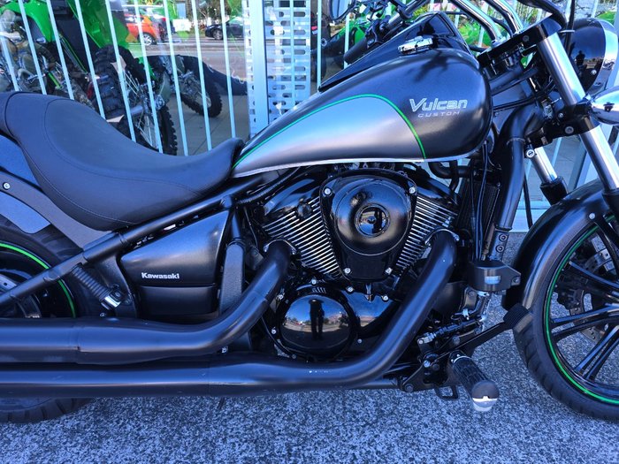 2016 Kawasaki VULCAN 900 (VN900) CLASSIC Black