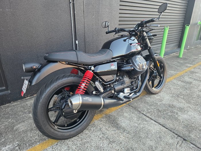 2024 MOTO GUZZI V7 STONE GREY
