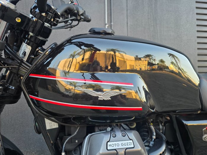 2024 MOTO GUZZI V7 STONE GREY