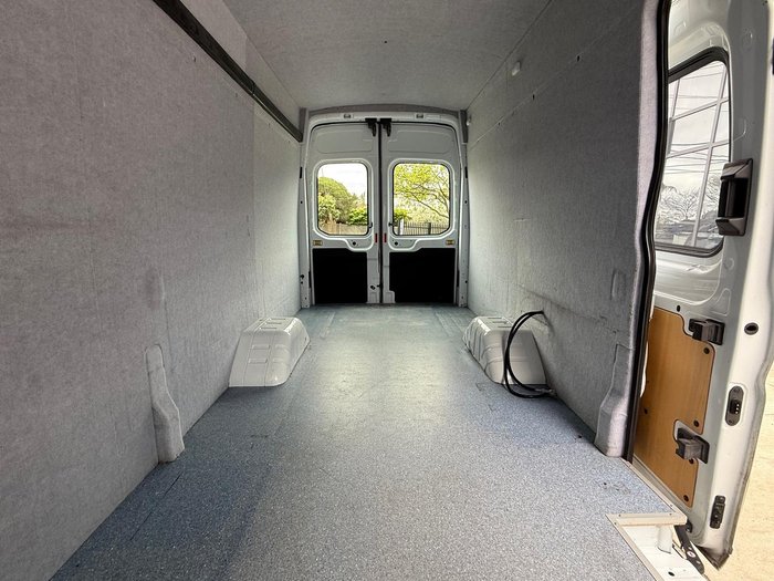 2016 Ford Transit 470E VO Frozen White