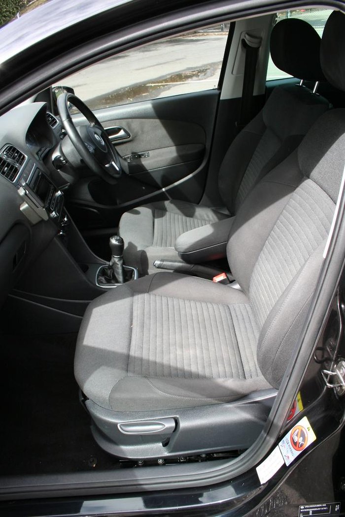 2013 Volkswagen Polo 77TSI Comfortline 6R MY14 Deep Black