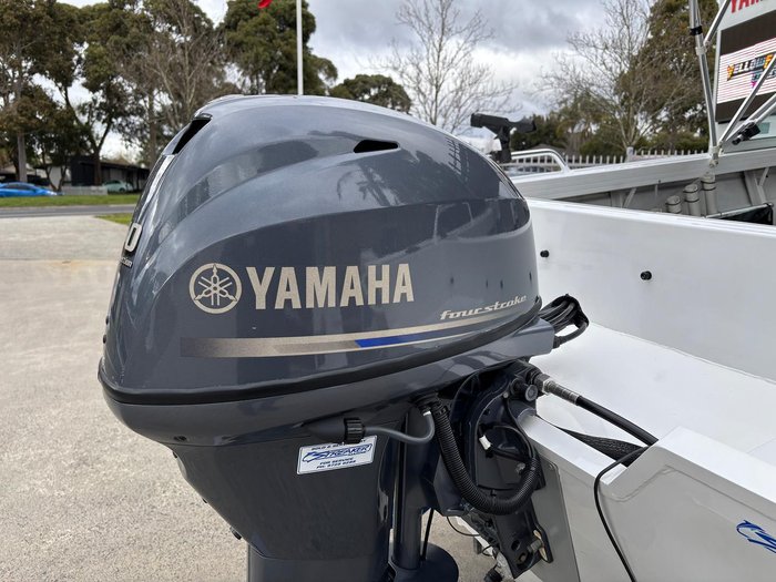 2009 QUINTREX 430 Escape