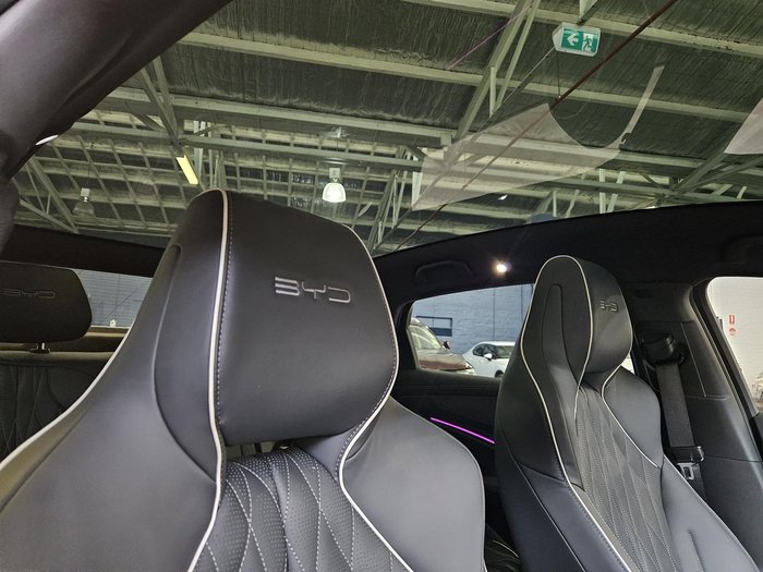 2023 BYD Seal Premium Cosmos Black