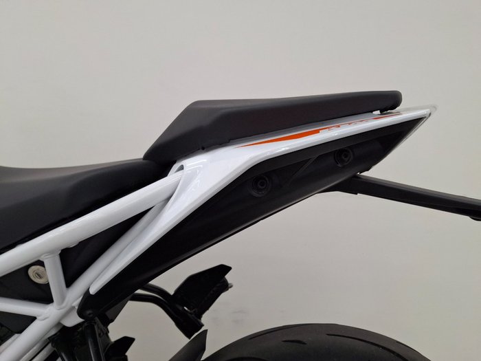 2021 Ktm 200 DUKE (ABS) White