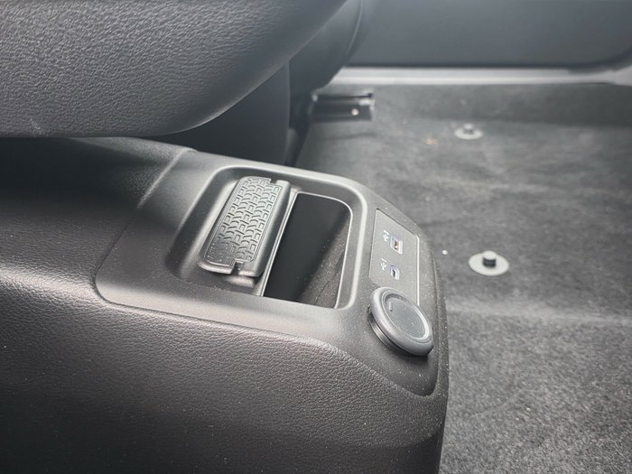 2025 Nissan Ariya Advance