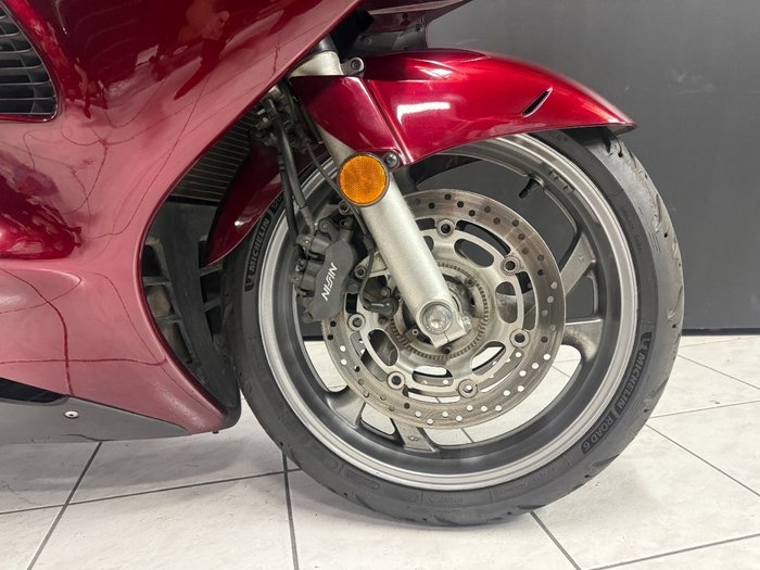 2004 Honda ST1300A Red