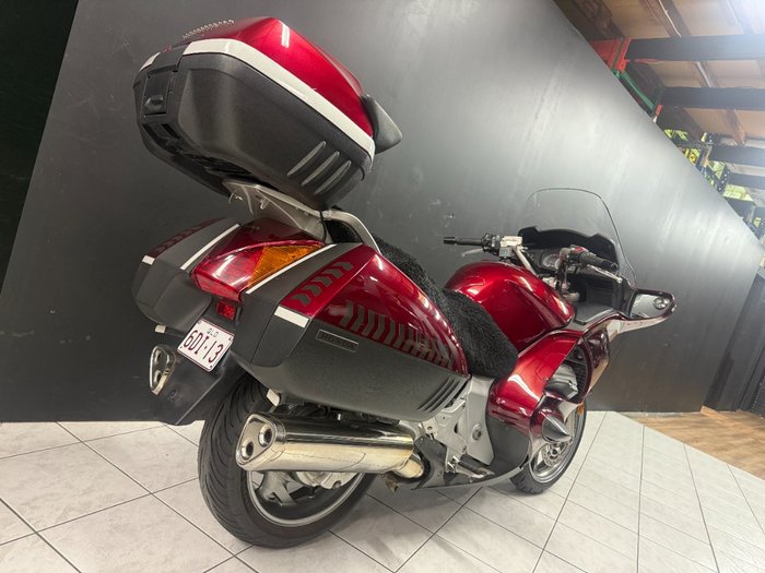 2004 Honda ST1300A Red
