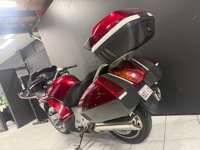 2004 Honda ST1300A Red