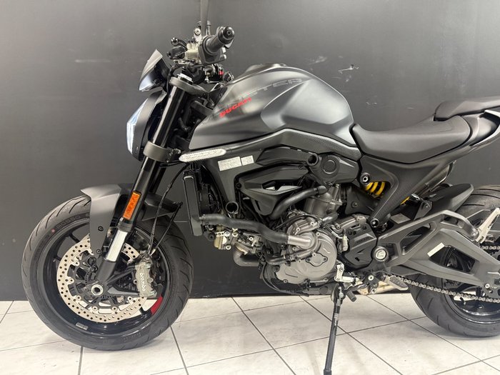 2023 DUCATI MONSTER Grey