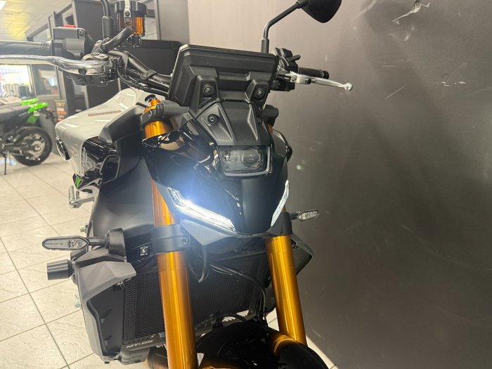 2025 Yamaha MT-09A SP (MT-09SP) Grey