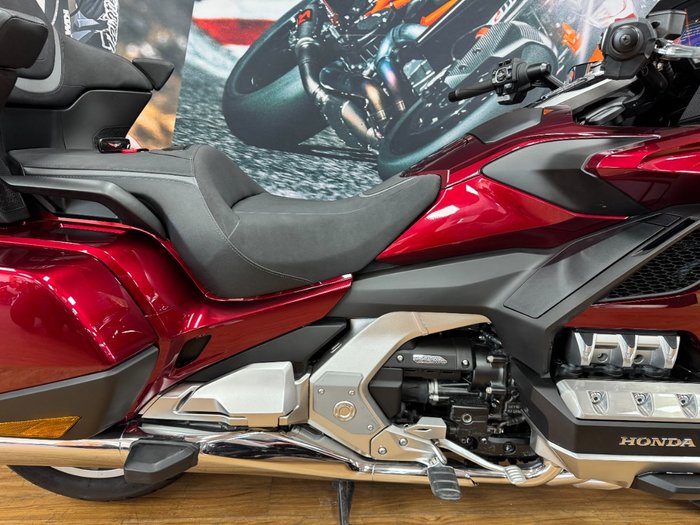 2024 Honda GL1800DA ABS GOLDWING TOUR PRE RED