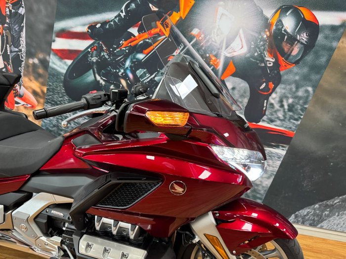 2024 Honda GL1800DA ABS GOLDWING TOUR PRE RED