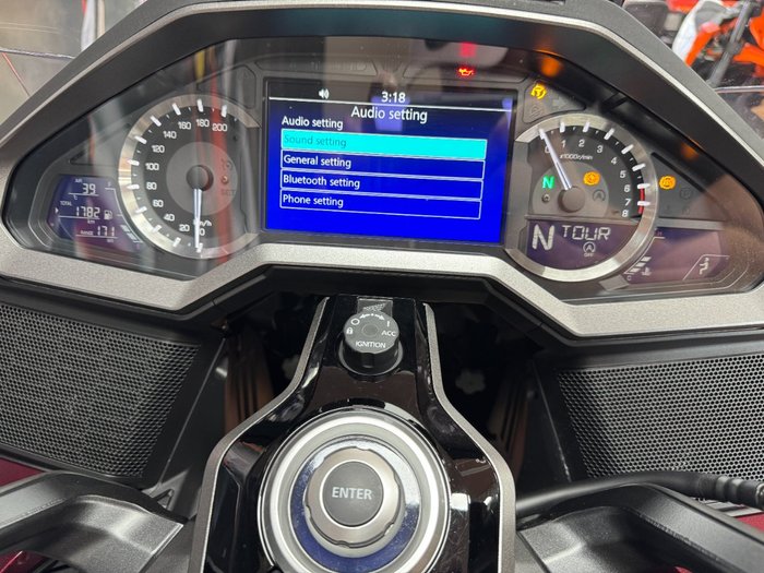 2024 Honda GL1800DA ABS GOLDWING TOUR PRE RED