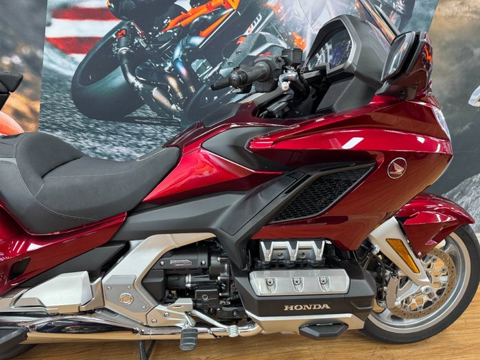 2024 Honda GL1800DA ABS GOLDWING TOUR PRE RED