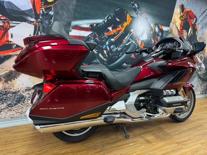 2024 Honda GL1800DA ABS GOLDWING TOUR PRE RED