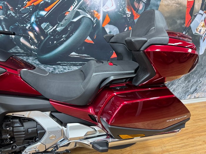 2024 Honda GL1800DA ABS GOLDWING TOUR PRE RED