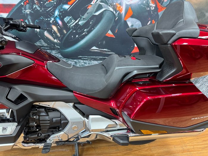 2024 Honda GL1800DA ABS GOLDWING TOUR PRE RED