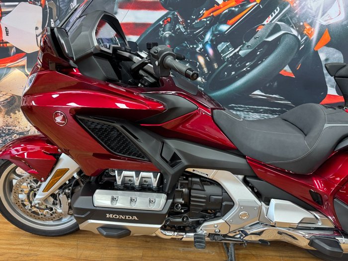 2024 Honda GL1800DA ABS GOLDWING TOUR PRE RED