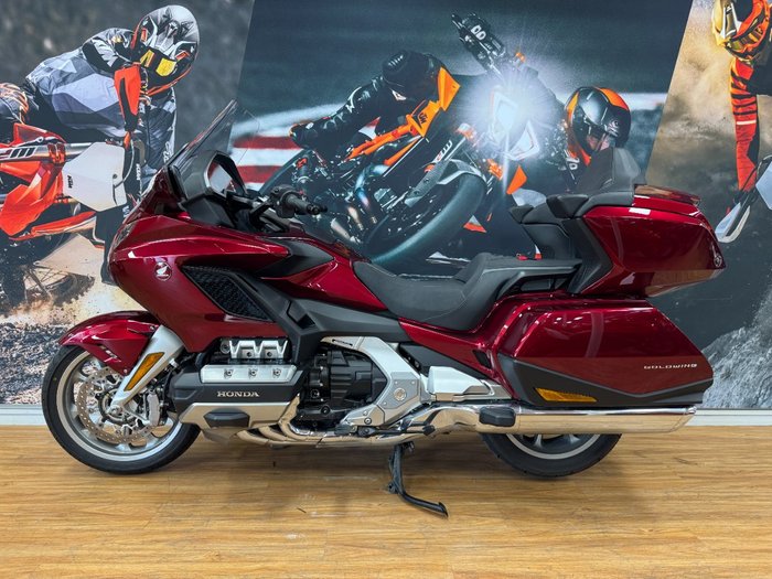 2024 Honda GL1800DA ABS GOLDWING TOUR PRE RED