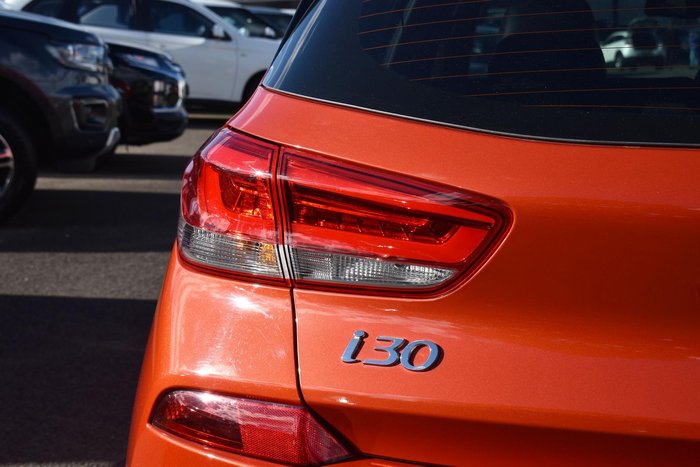 2017 Hyundai i30 SR Premium PD MY18 Phoenix Orange