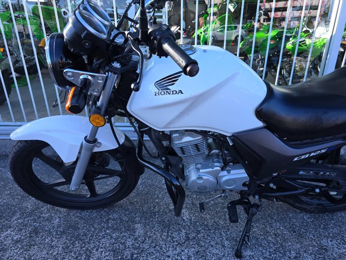 2018 HONDA CB125E White