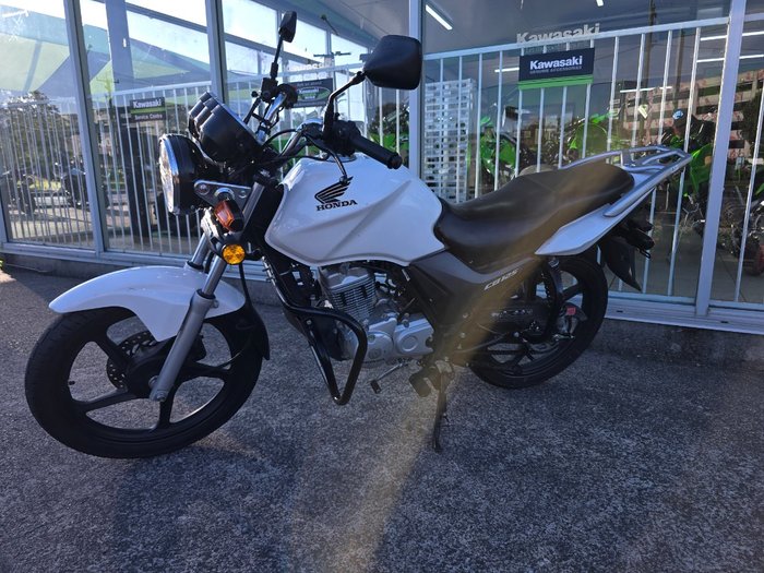 2018 HONDA CB125E White