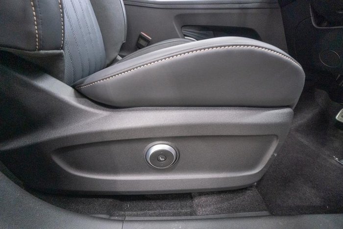 2025 Jaecoo J8 Track