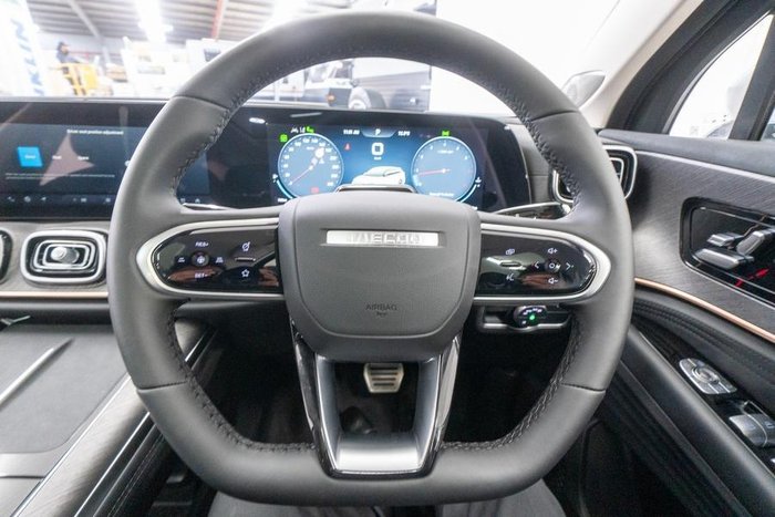 2025 Jaecoo J8 Track