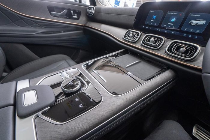 2025 Jaecoo J8 Track