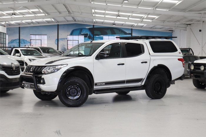 2017 Mitsubishi Triton GLS Sports Edition MQ MY17 4X4 Dual Range Starlight