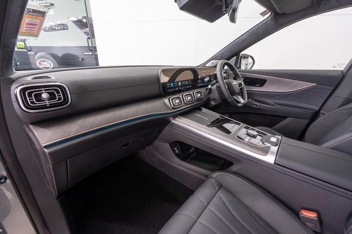 2025 Jaecoo J8 Track