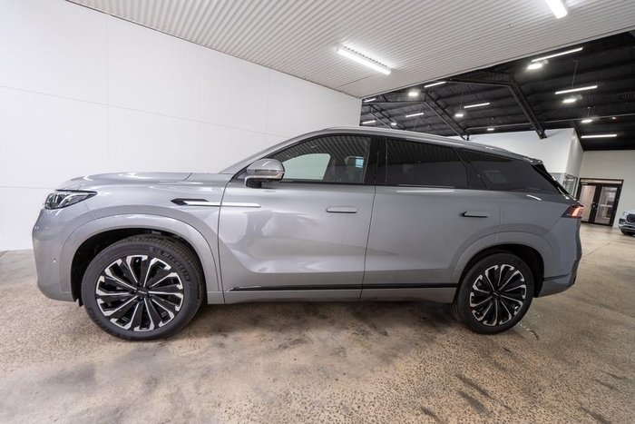 2025 Jaecoo J8 Track