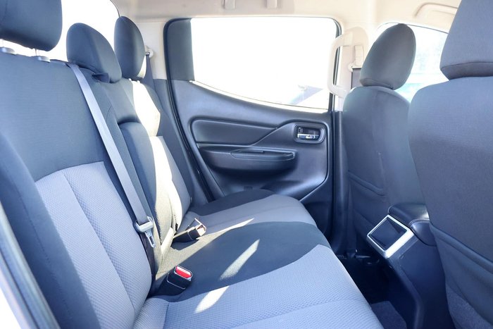 2022 Mitsubishi Triton GLX-R