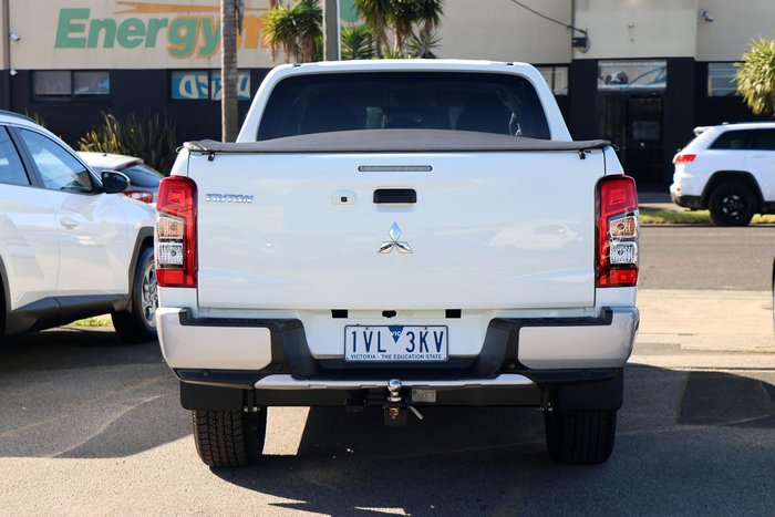 2022 Mitsubishi Triton GLX-R MR MY22 4X4 Dual Range White