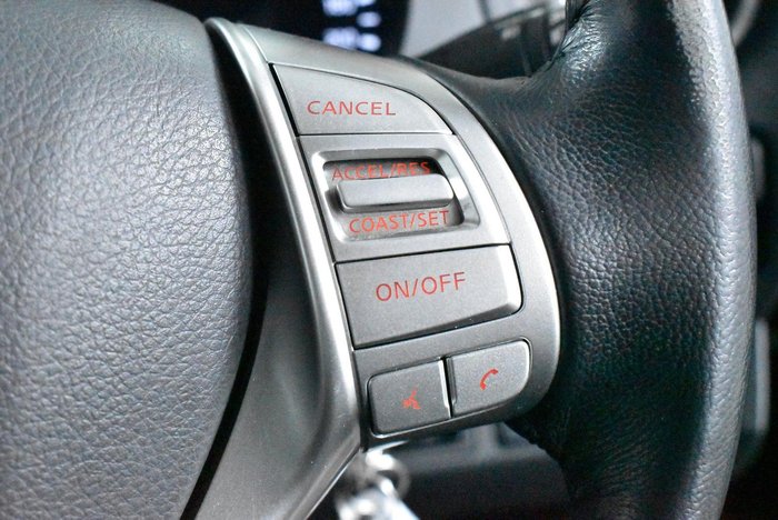 2019 Nissan Navara ST