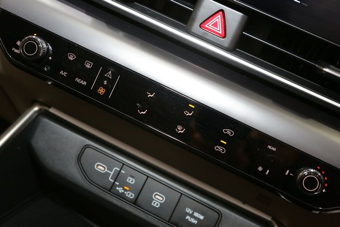 2024 Kia Carnival S