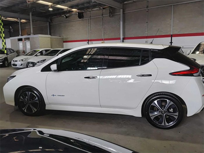 2019 Nissan LEAF 