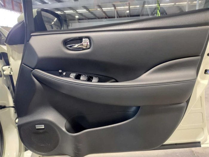 2019 Nissan LEAF 