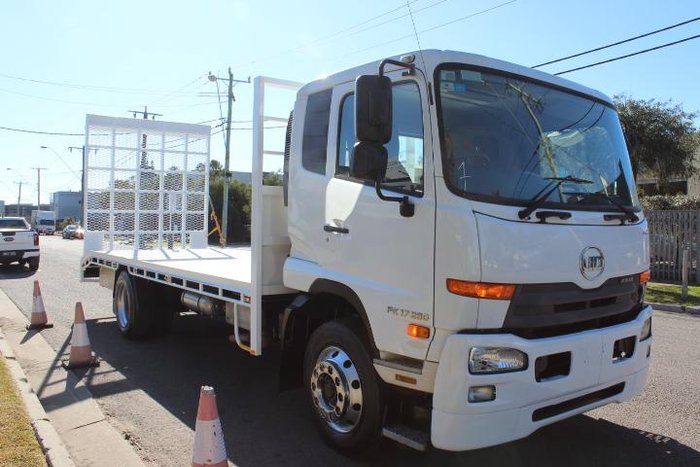 2015 U.D. Condor PK17 280 WHITE