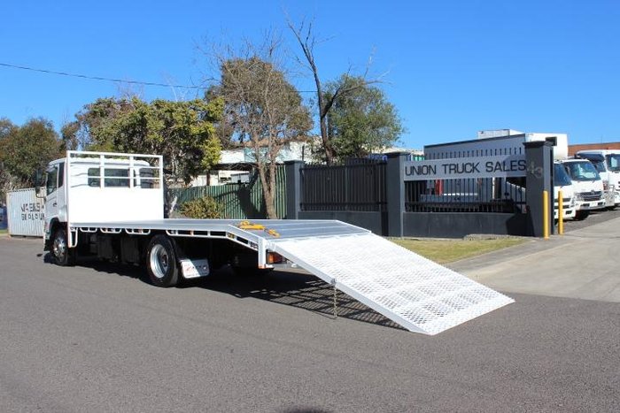 2015 U.D. Condor PK17 280 WHITE