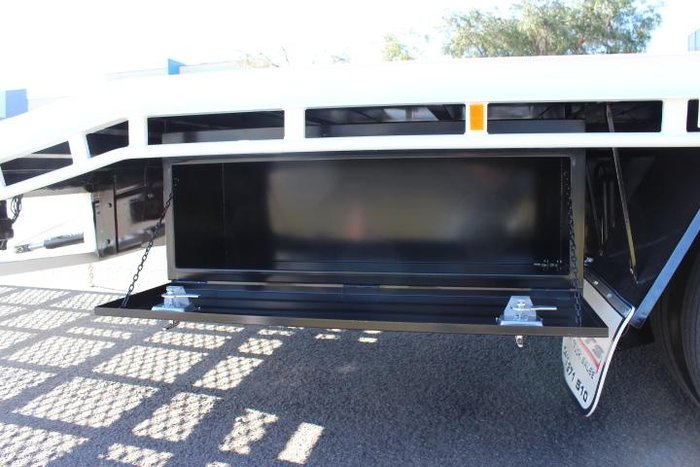 2015 U.D. Condor PK17 280 WHITE