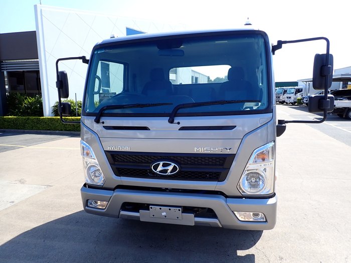 2025 HYUNDAI EX9 ELWB SILVER