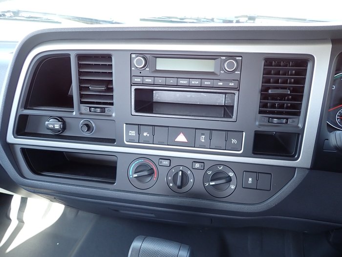 2025 HYUNDAI EX9 ELWB SILVER