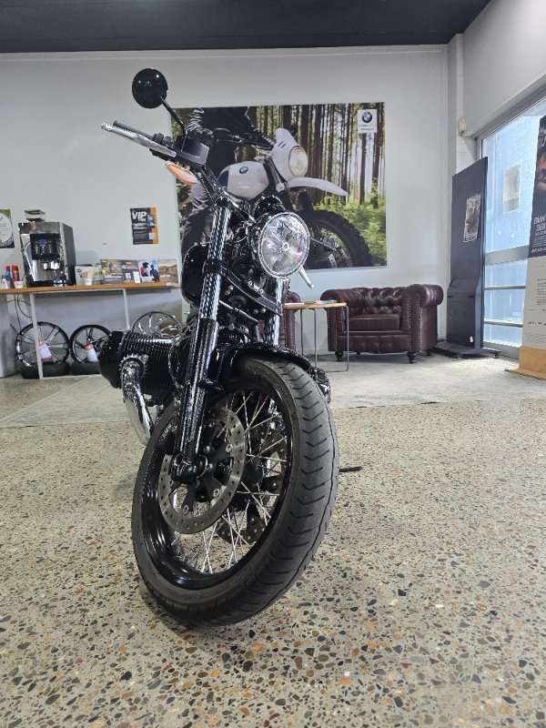 2023 BMW Motorrad R 18 B BLACK STORM METALLIC 2