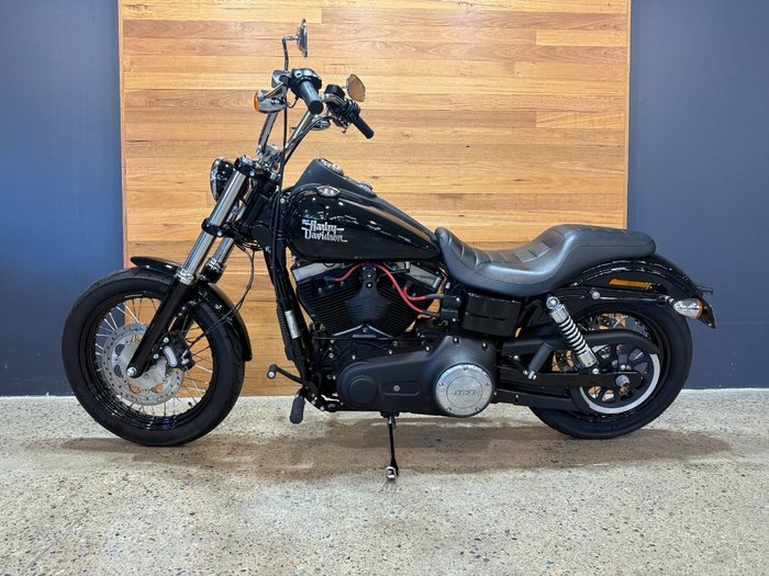 2017 Harley-davidson FXDB STREET BOB Black